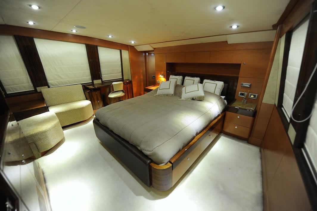 LW MAJESTY 101 7